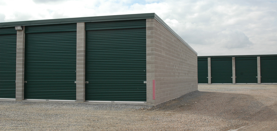 Metal self-storage buildings in Bountiful, Utah