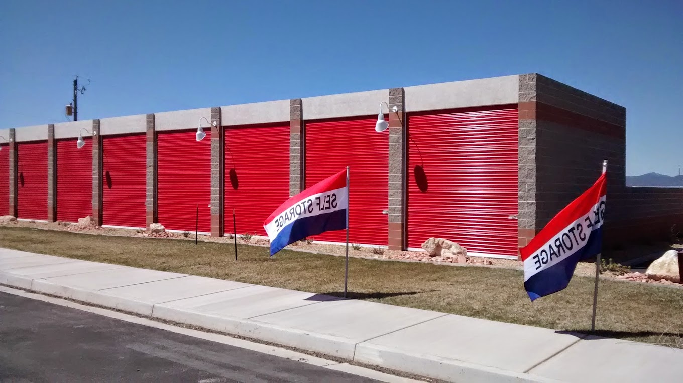 Metal storage buildings at Thunderbird Storage