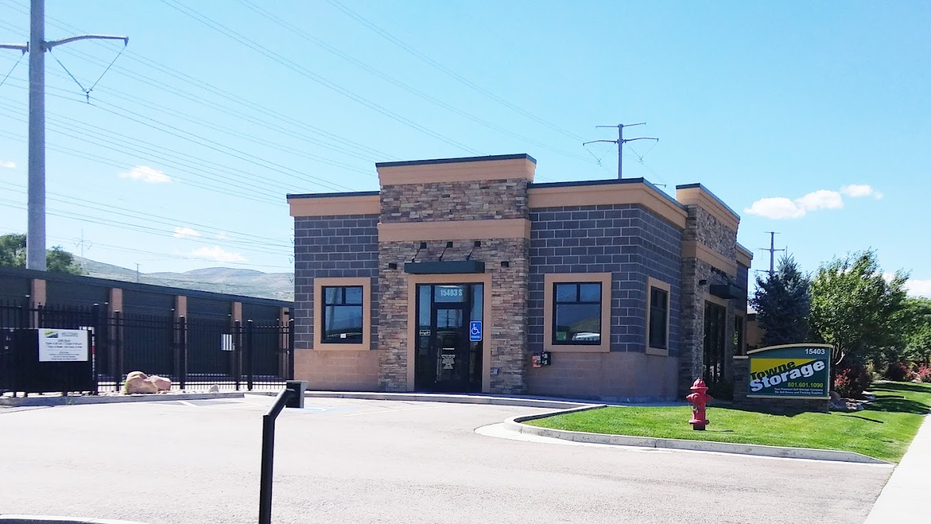 Drive-up storage buildings at Towne Storage Bluffdale